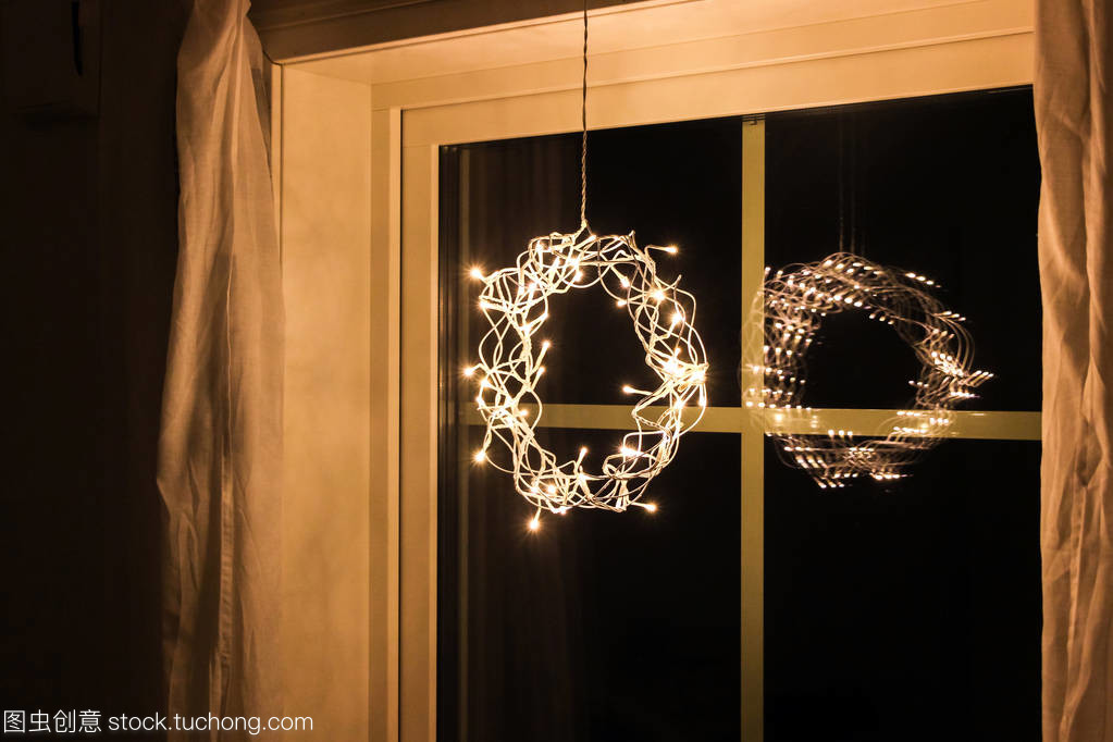 室內(nèi)圣誕燈飾 點亮溫馨與歡樂的節(jié)日氛圍